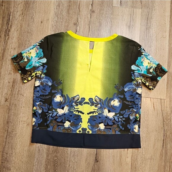WALTER BAKER Midnight Garden Whimsygoth Floral Bright Top Blouse Short Sl Size 6 - Picture 7 of 7